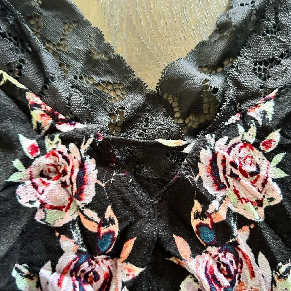 Free people intimately free morning rose floral Tank top black lace trim pink